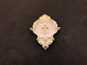 DGM54-BA White with Gold Cornice Inner Corner Motif 17×13 cm image 1